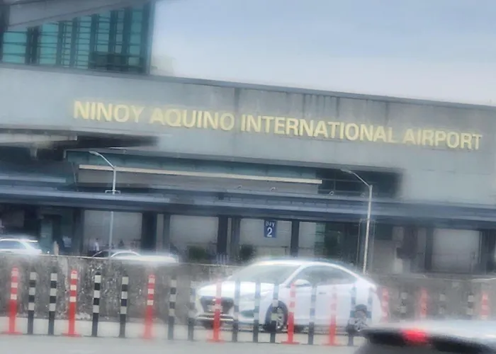One Palm Tree , New Port Across Naia 3 Aparthotel Manila